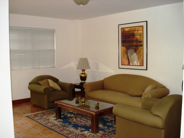 Townhouse Carretera Sur