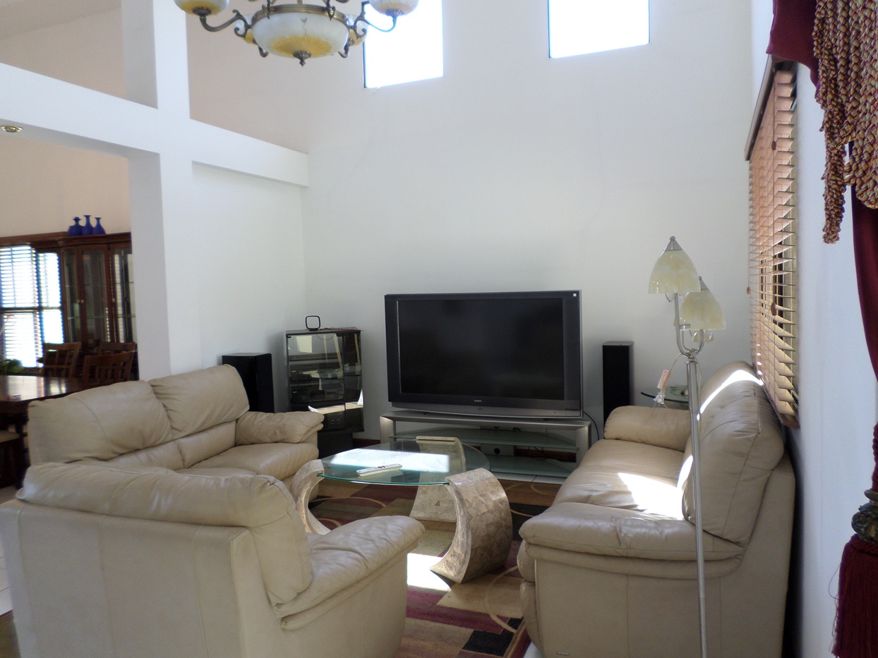 Casa y Muebles Se Venden