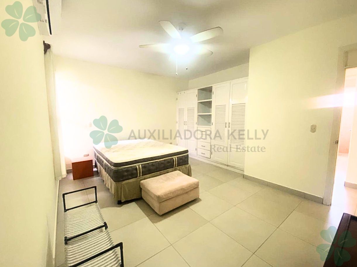 Bonita casa en renta en sector de las Cumbres