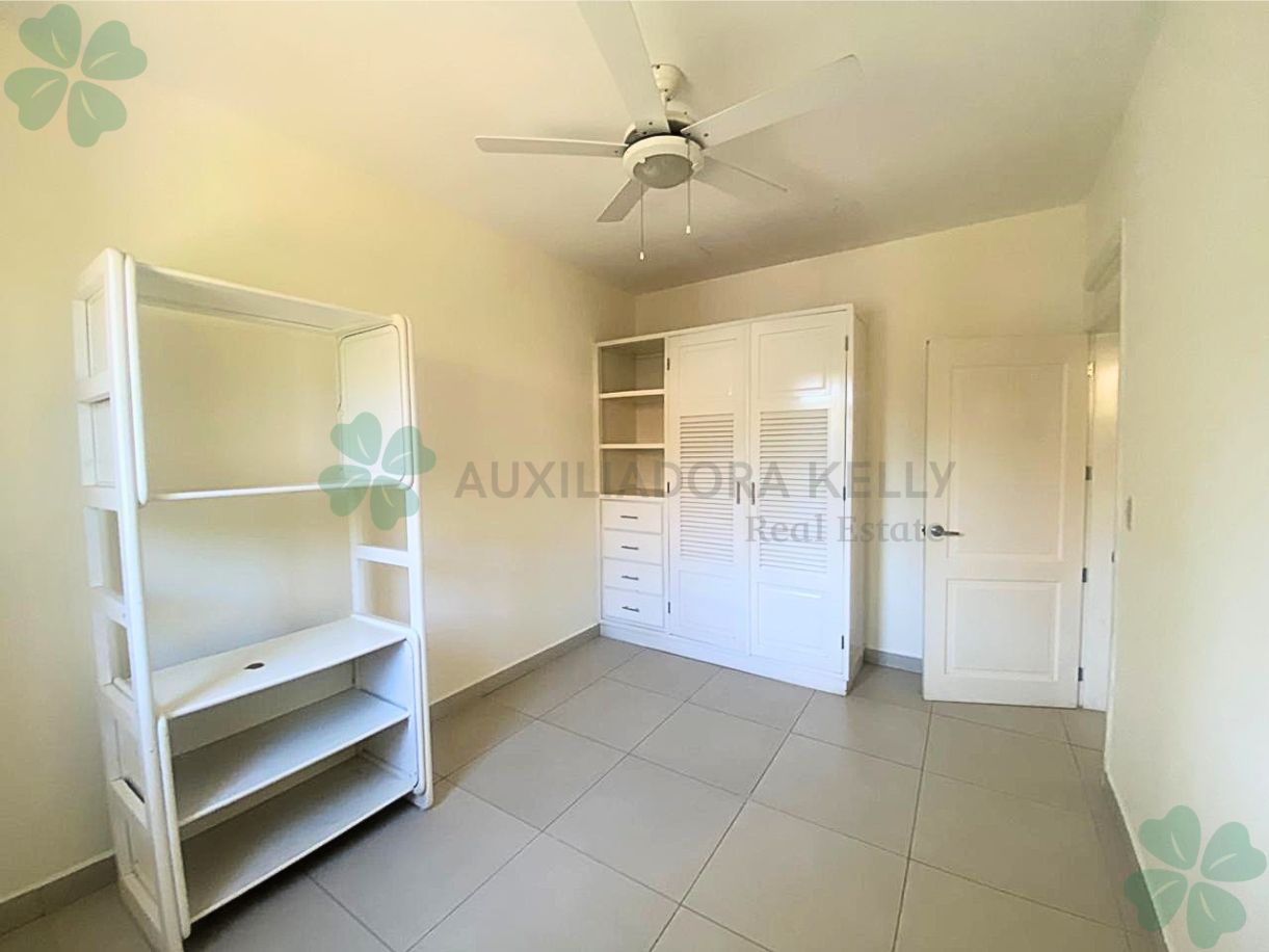 Bonita casa en renta en sector de las Cumbres